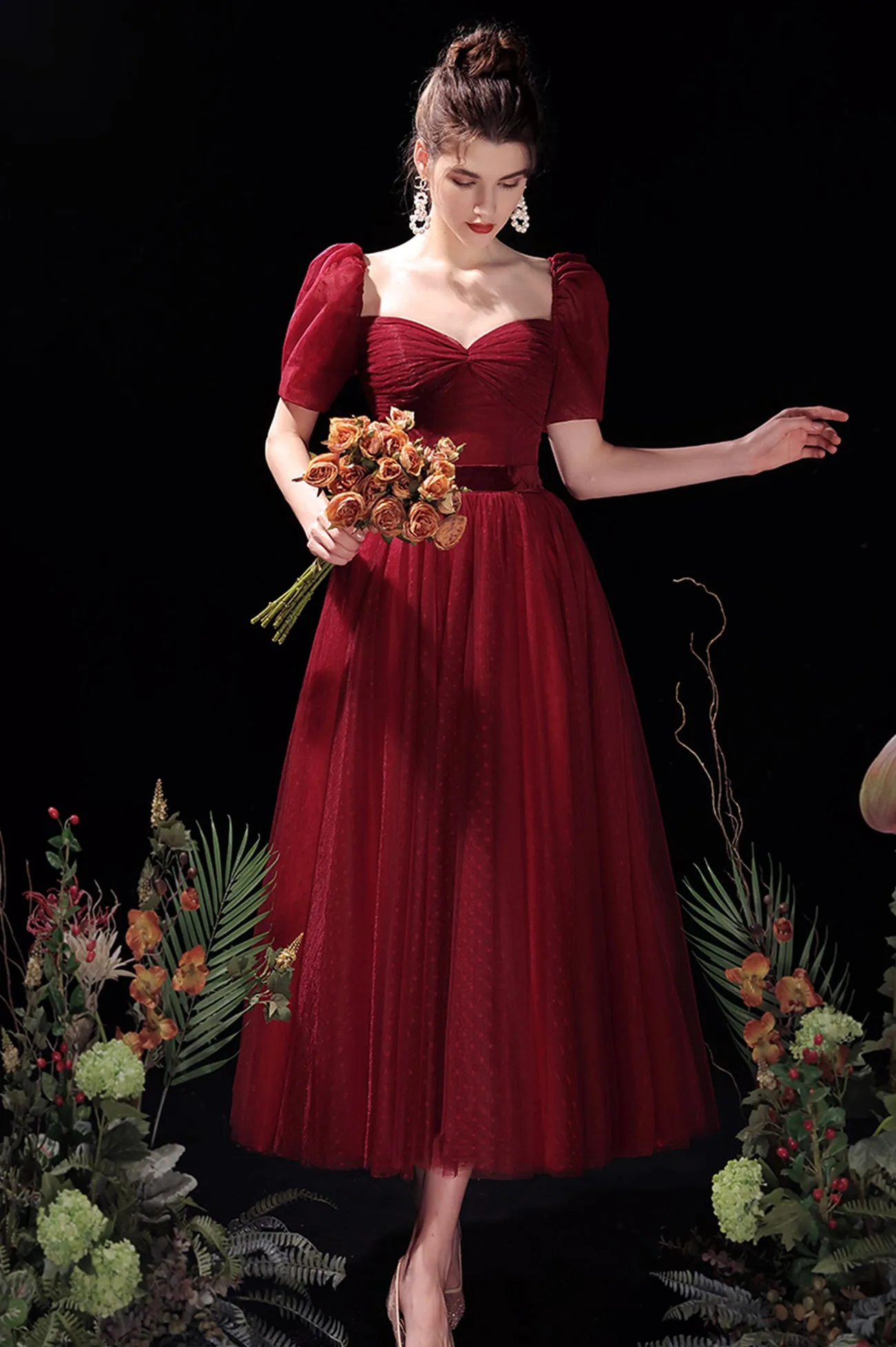 Burgundy A-Line Tulle Short Prom Dress, Cute Short Sleeve Homecoming Dress
