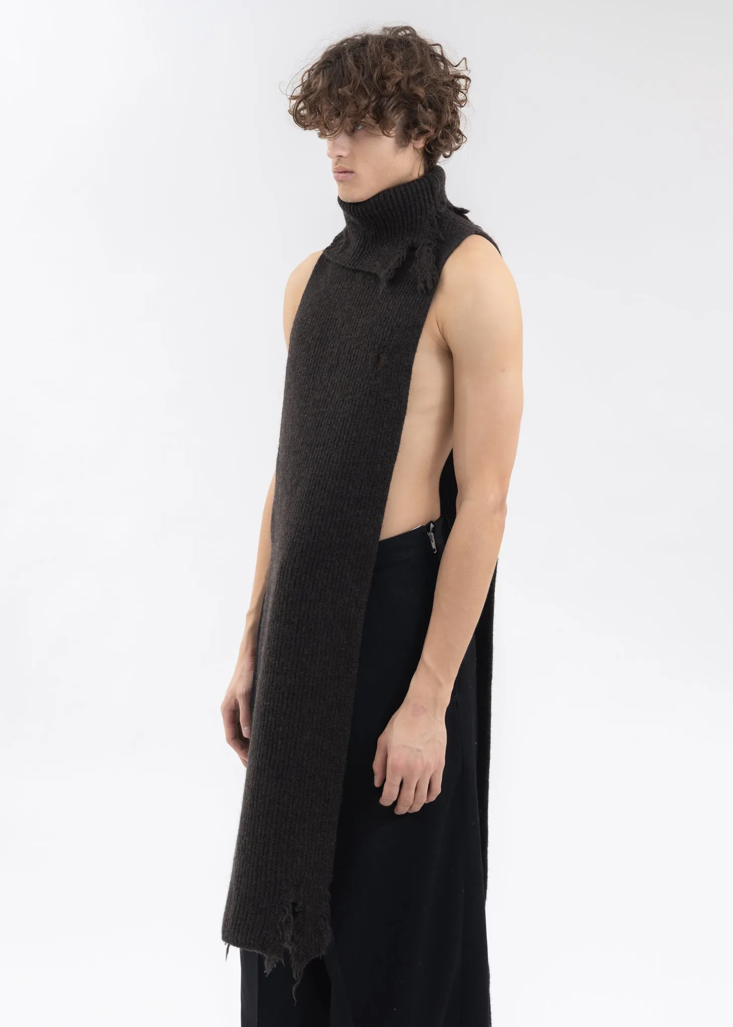 DARK BROWN ASYMETRIC DESTROYED TURTLENECK SCARF