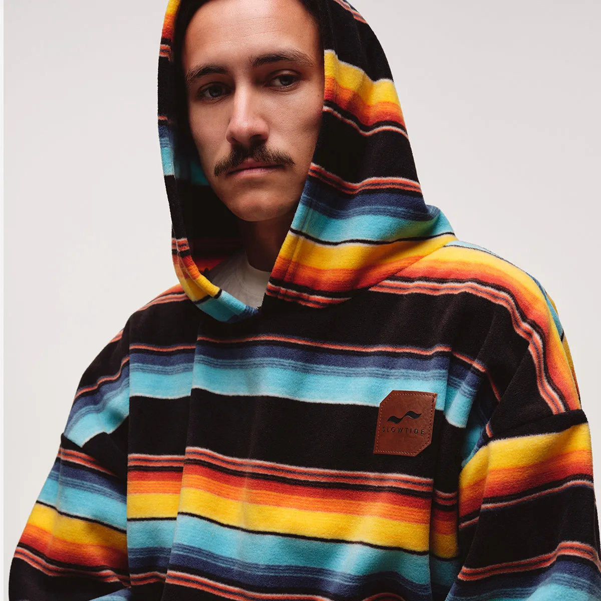 El Cap Chilling Fleece Poncho - L/XL