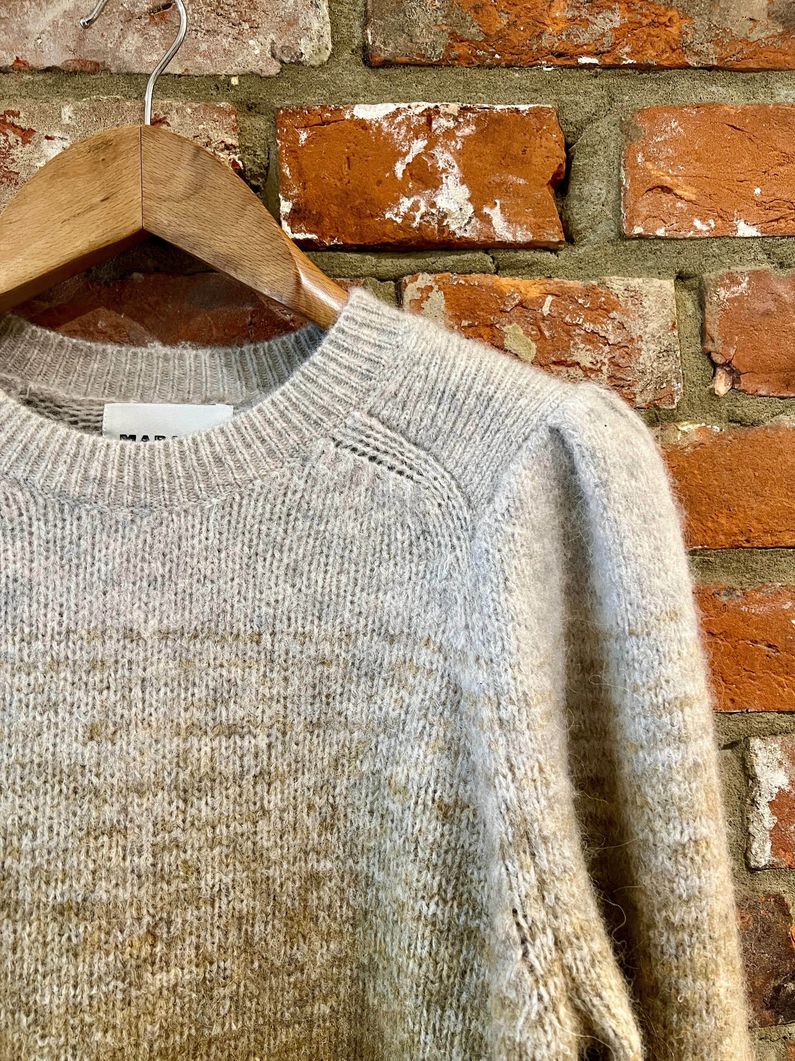 Peytona Pullover in Honey